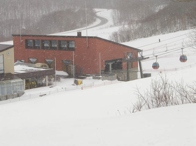 Sahoro-resort Skiing ground, basestation